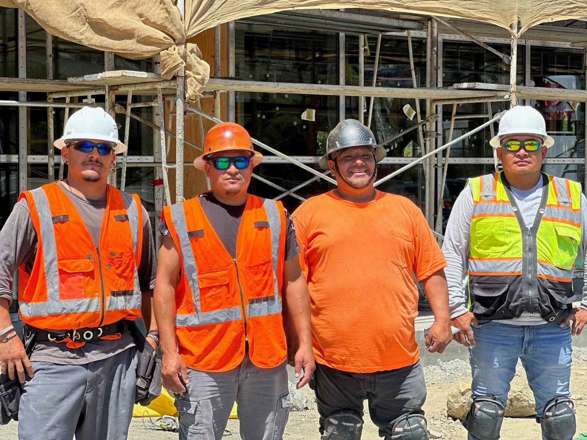 glass-glaziers-installers-commercial-residential.jpg