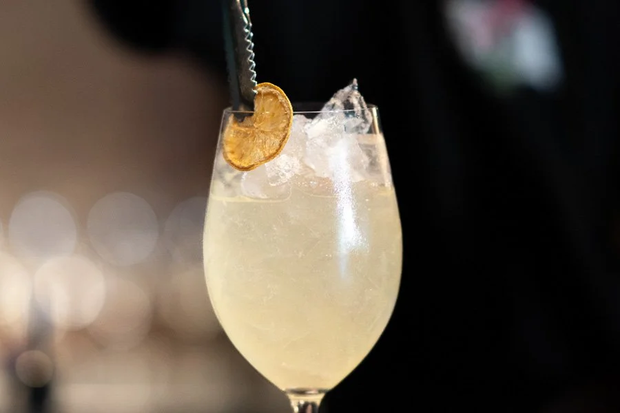 limoncello spritz cocktail.jpg