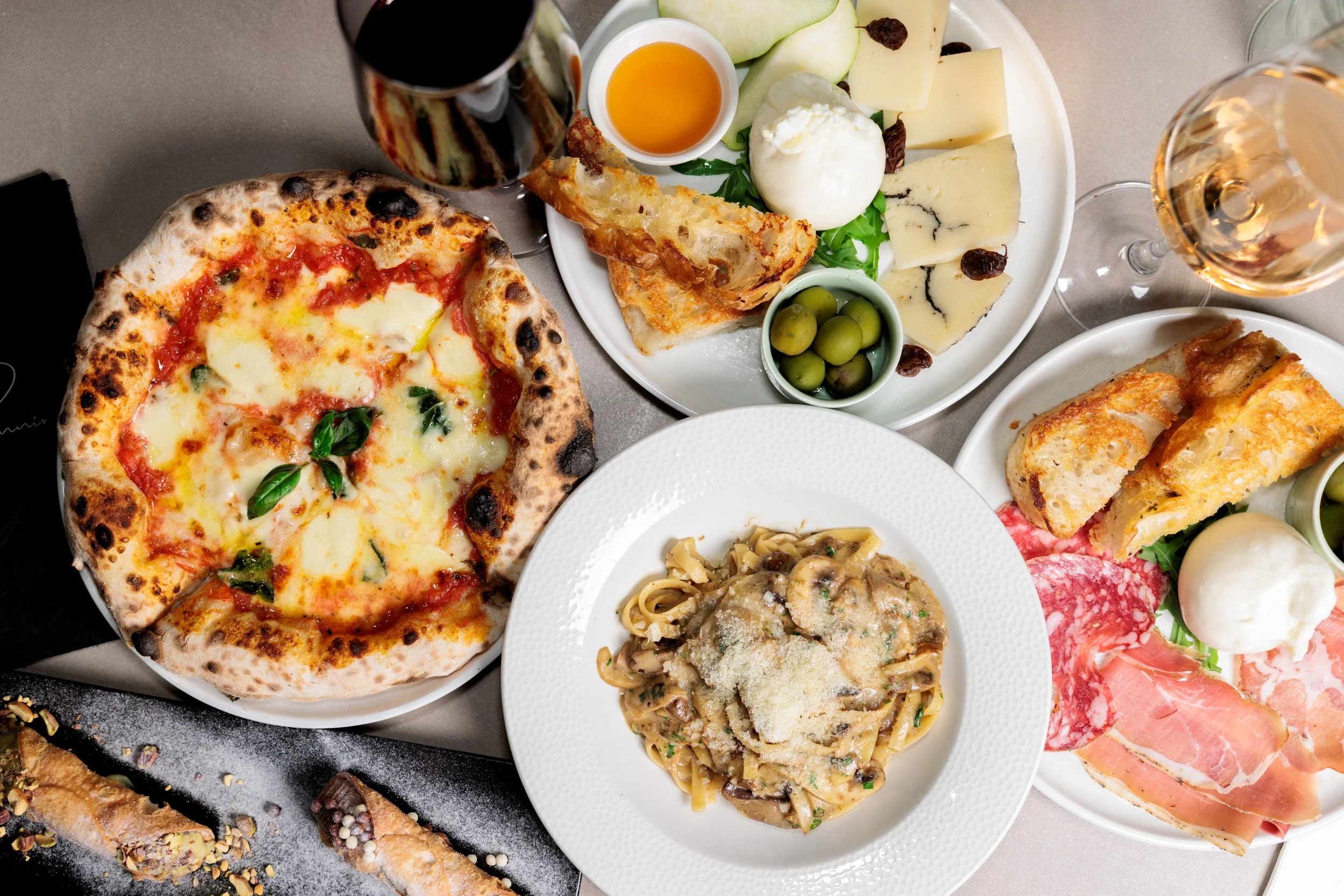 Christmas &amp; End-of-Year Catch-Ups at Paninnis