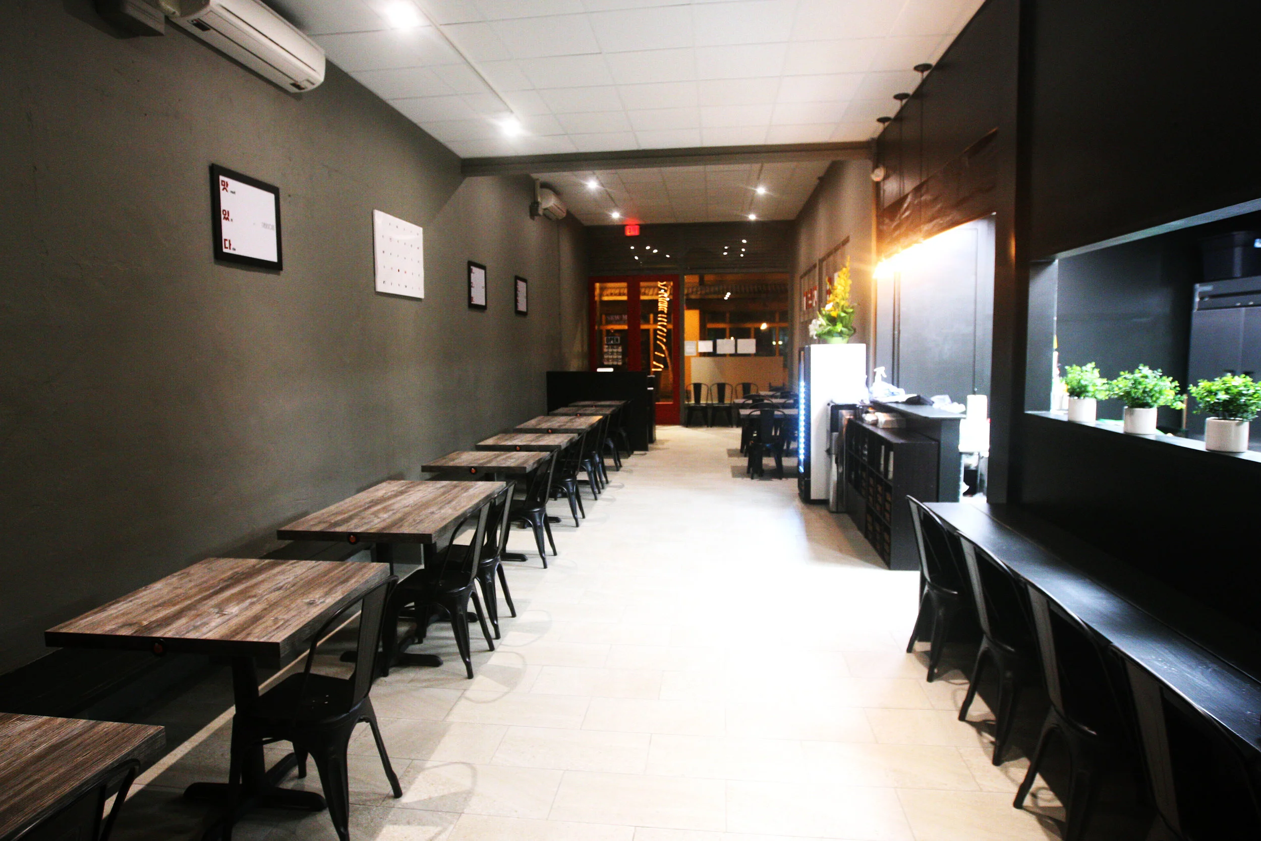 DOWNTOWN INTERIOR