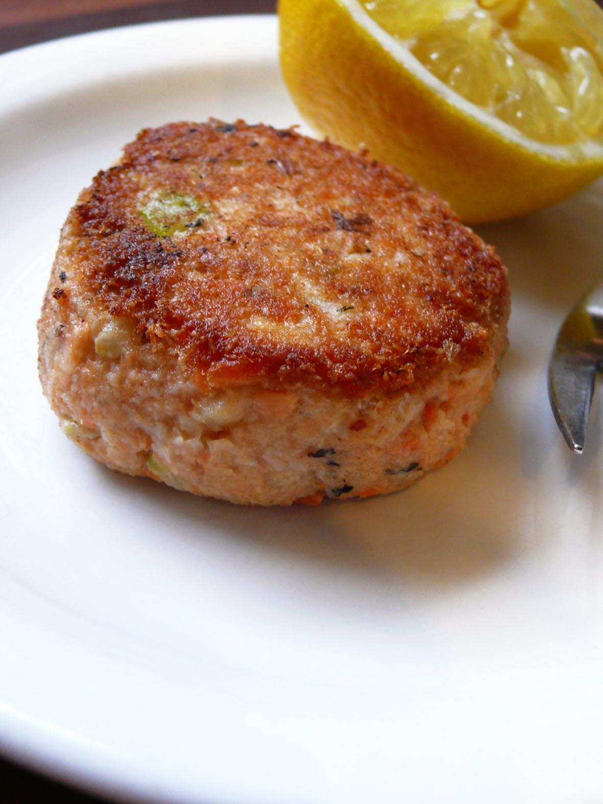 salmon fishcake 2.jpg