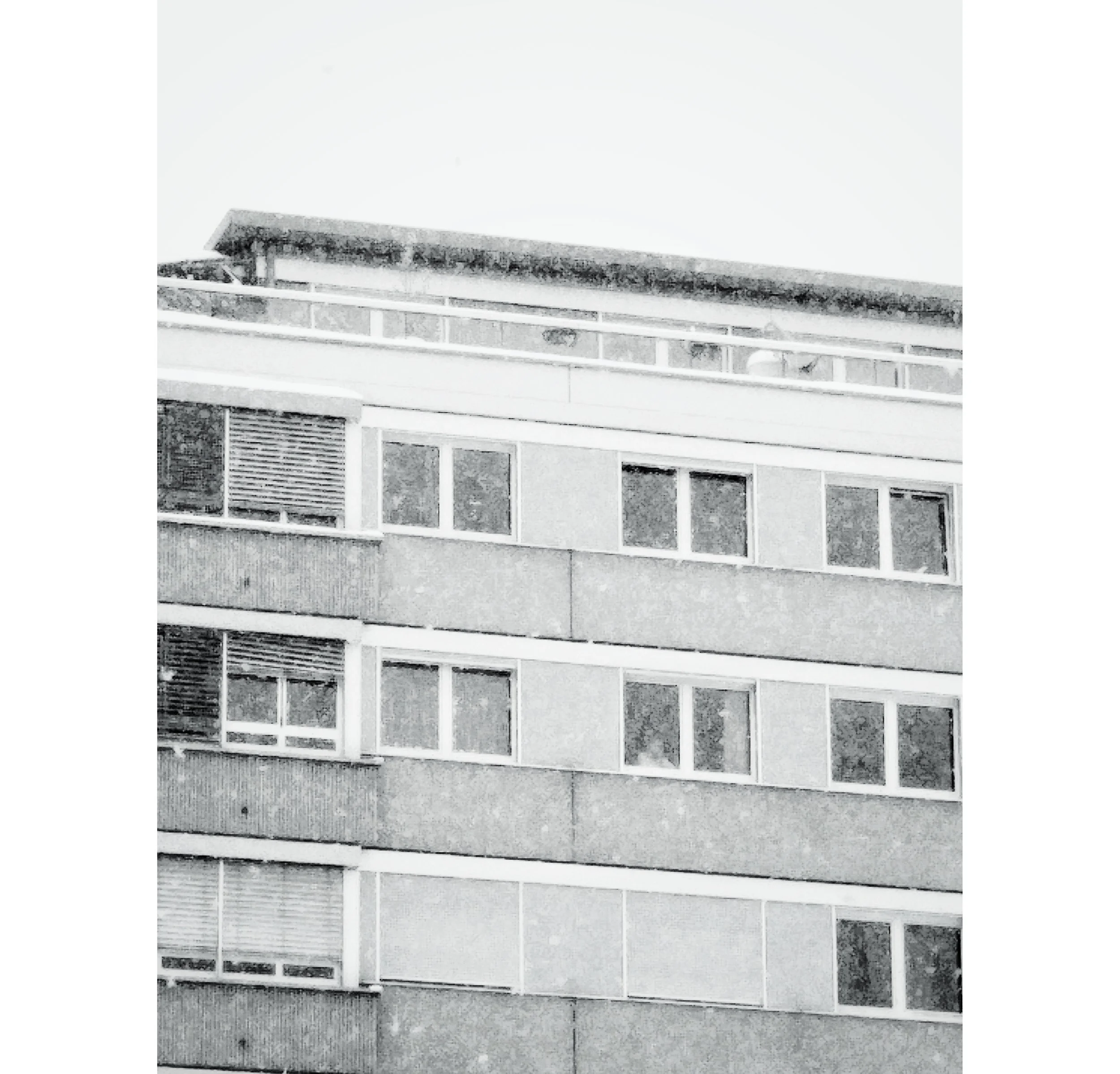  Watching waiting view from Crown Plaza Hotel window. 