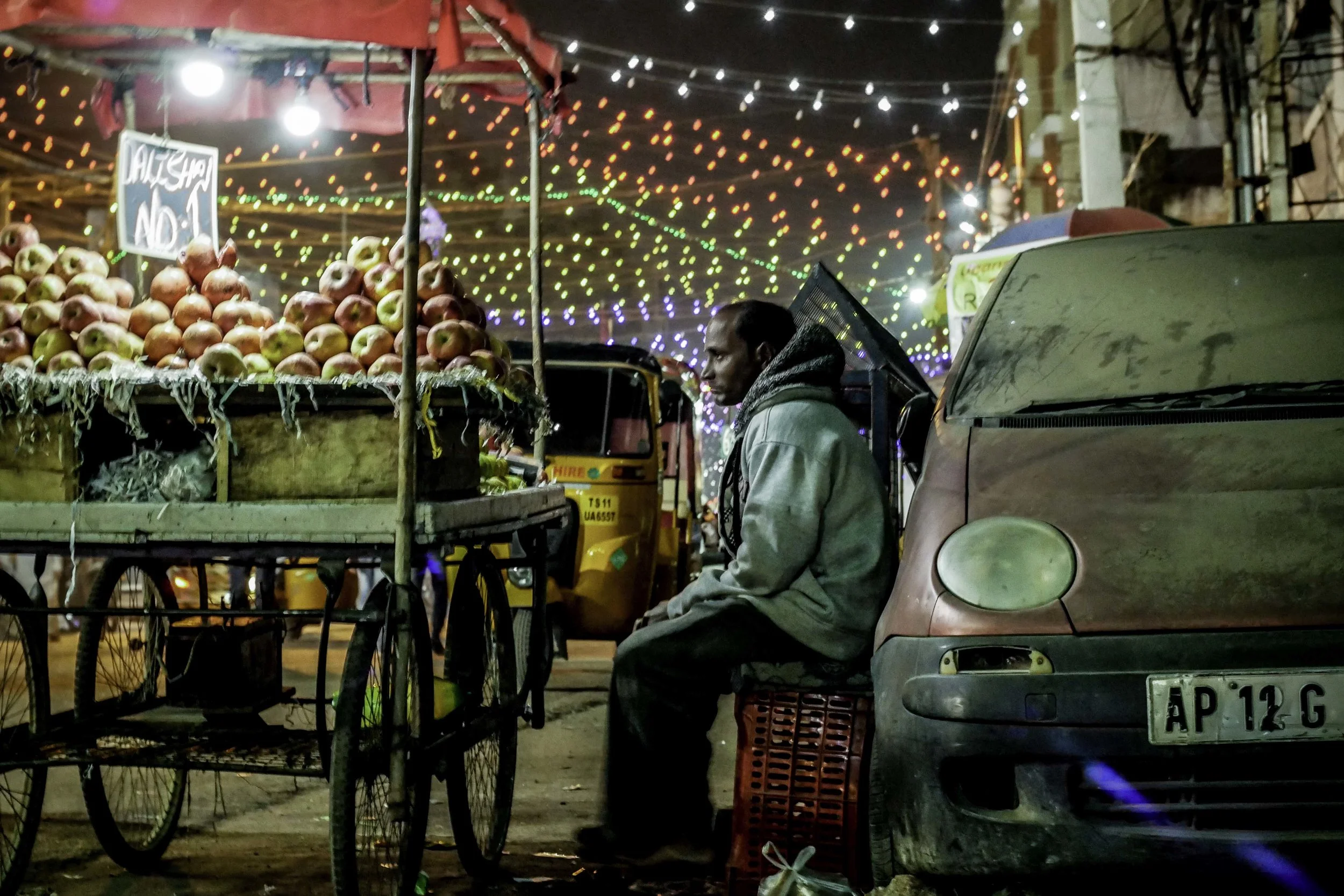 1290541_Apple Cart.jpg