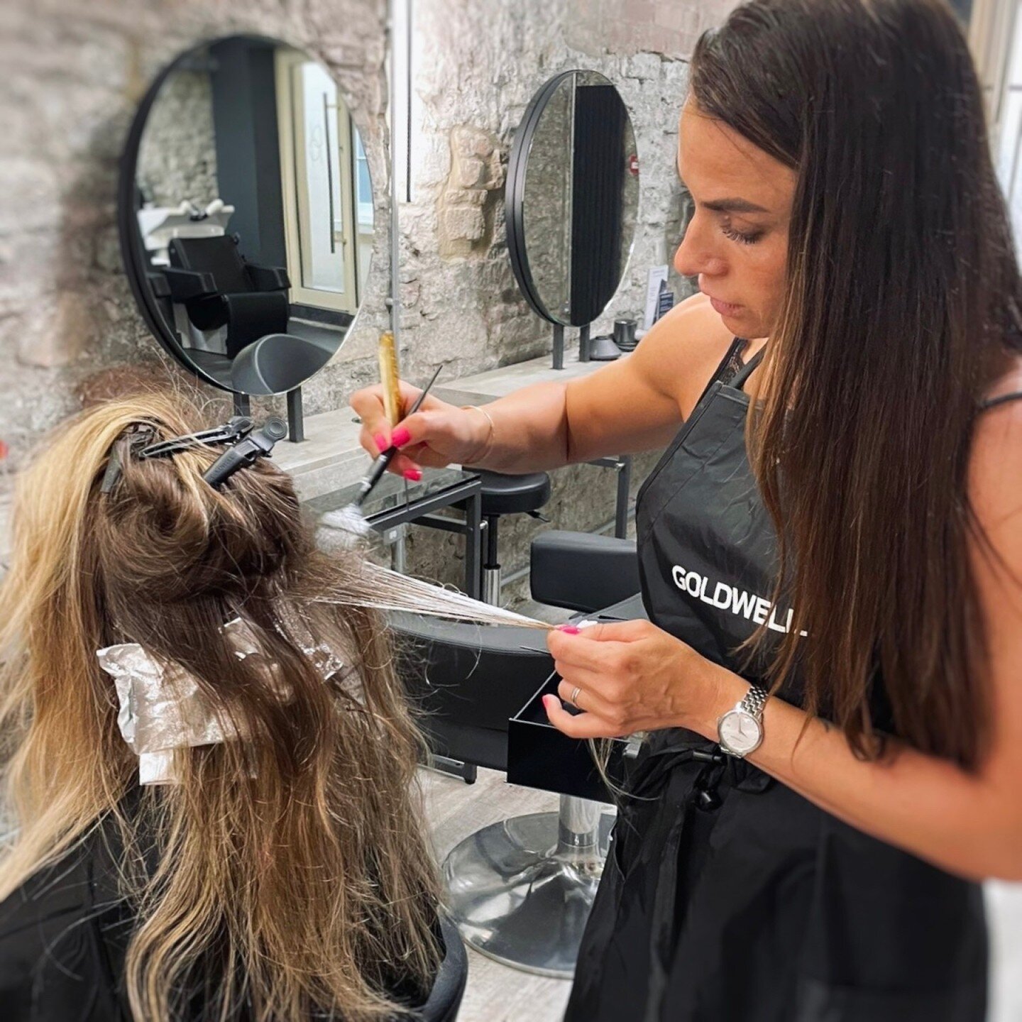 Immerse yourself in the opulence of personalised hair colour meticulously curated by Ilona. Her unparalleled artistry creates a truly bespoke experience that reflects your unique essence.

With an extraordinary eye for detail and an unwavering commit