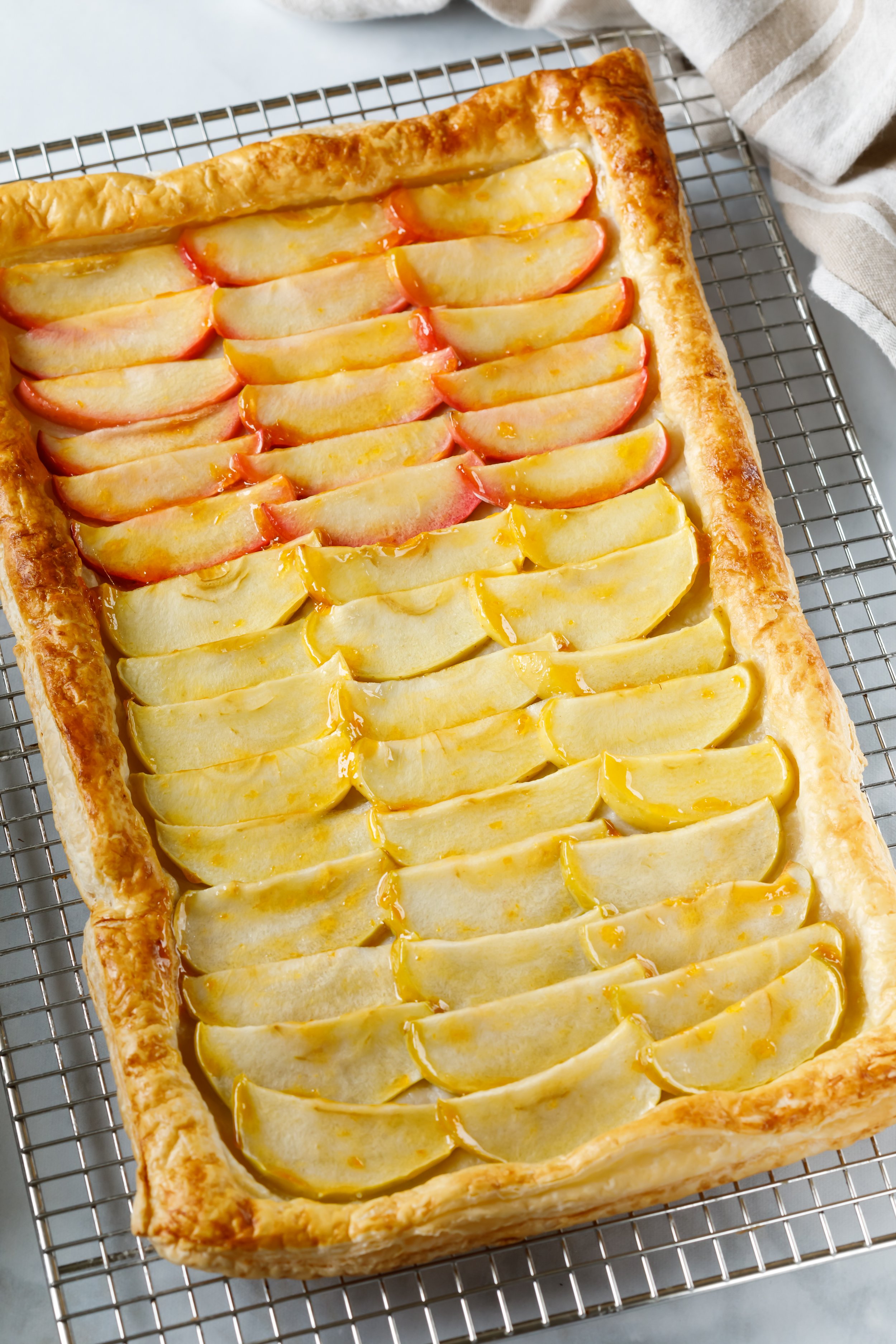 IMG_0032_ApplePuffPastryTart.jpg