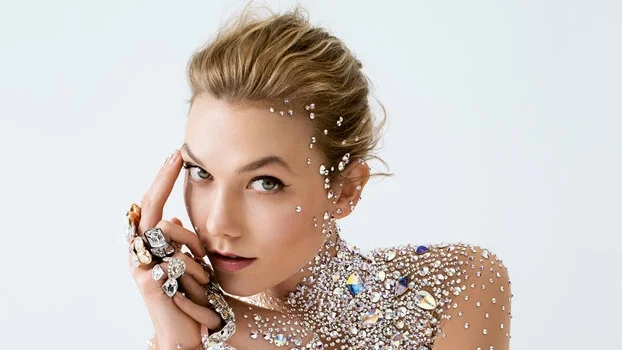 081116-swarovski-campaign-lead-karlie.jpg