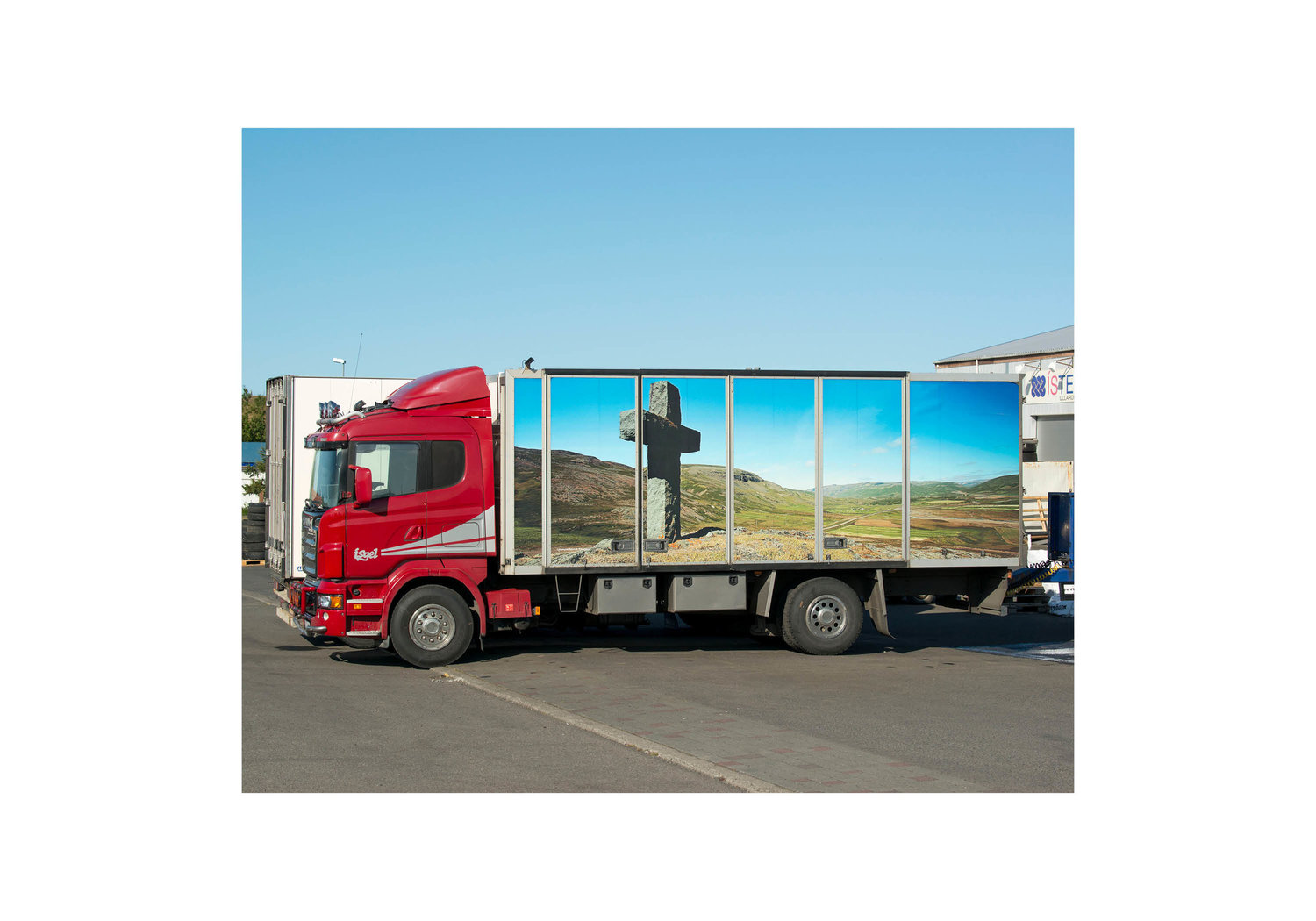 cross+truck.jpg