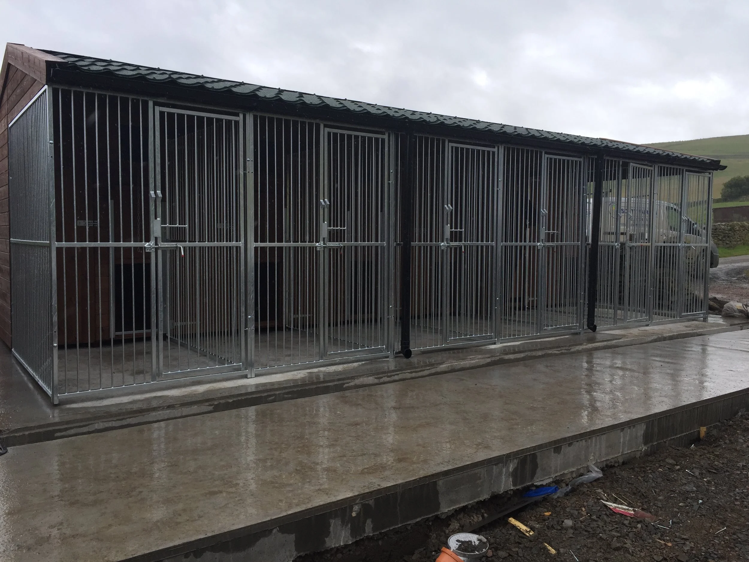 Custom built kennels — Timberbuild DOG KENNELS