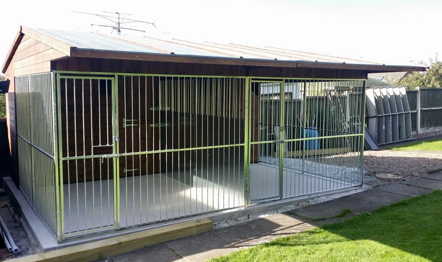 Custom built kennels — Timberbuild DOG KENNELS