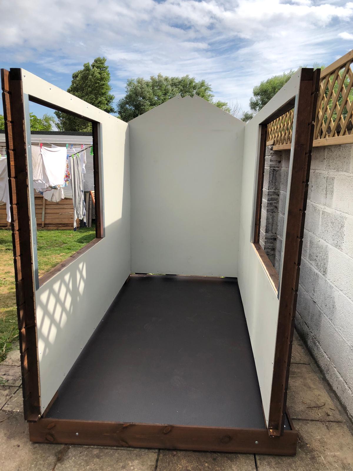 Wadsworth — Timberbuild DOG KENNELS