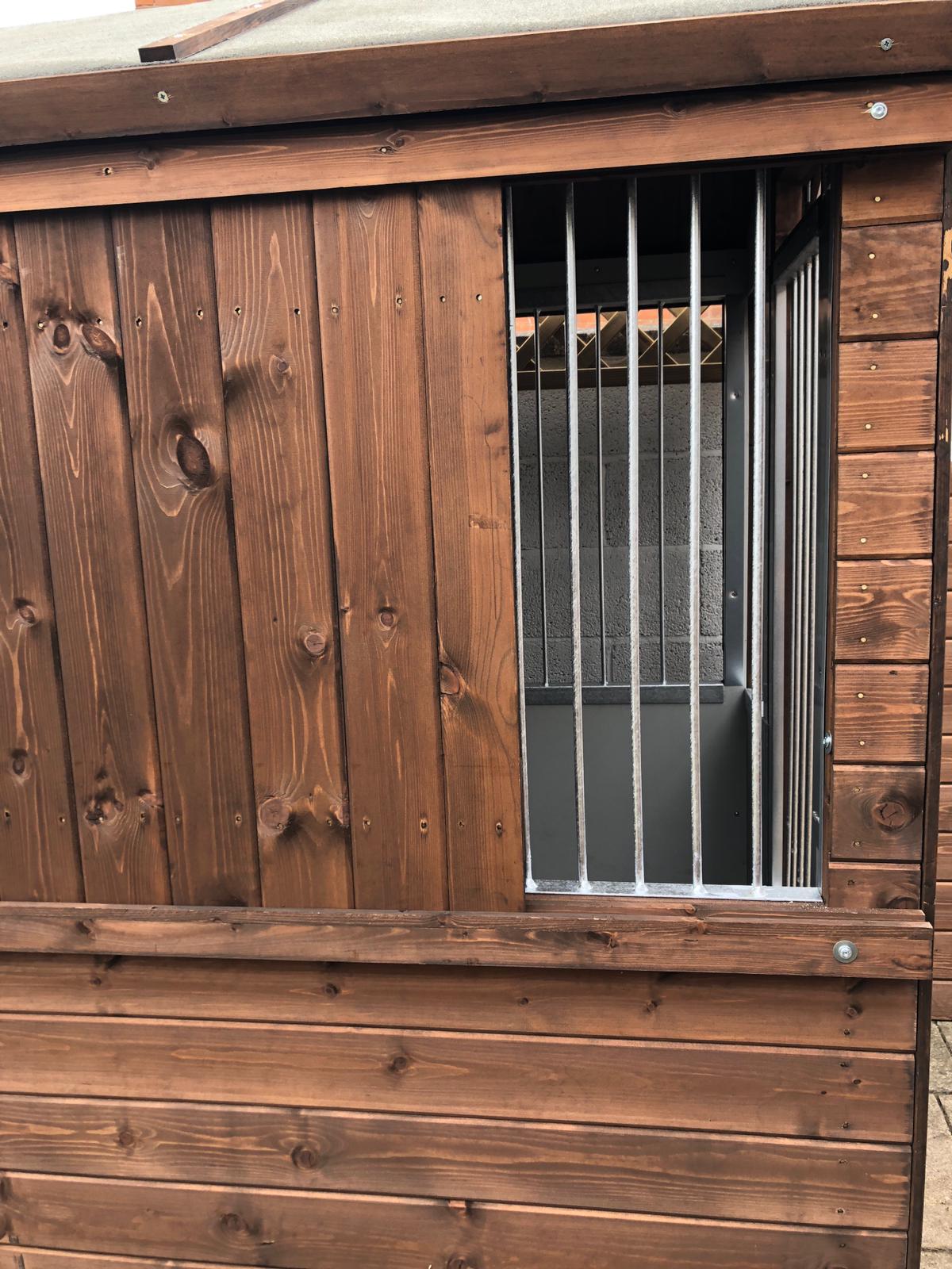 Wadsworth — Timberbuild DOG KENNELS