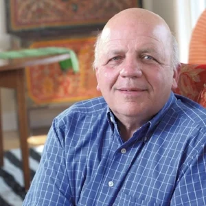 Peter Clavelle Consultant Tetra Tech www.tetratech.com Peter has more than 40 years of experience in local government and decentralization in both the U.S. and international arenas. He served seven terms as Mayor of Burlington, Vermont. Upon leaving the Mayor’s office in 2006, Peter went on to join Tetra Tech ARD. For three-and-a-half years, he served as Manager of the firm’s Democracy and Governance Sector. He also served as Chief of Party of the USAID Planning and Local Governance Project in Albania. Prior assignments have included work on local governance projects in Macedonia, Jordan, Uganda, and Afghanistan.