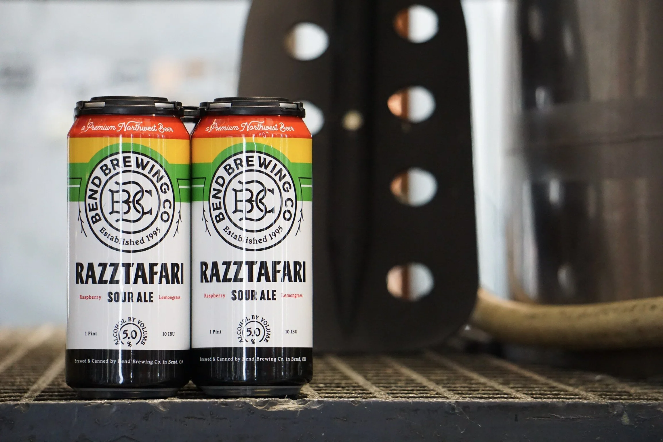 Now Available In Cans Bend Brewing Company S Devil S Cabbage Dank Ipa And Razztafari Sour Ale The Northwest Beer Guide