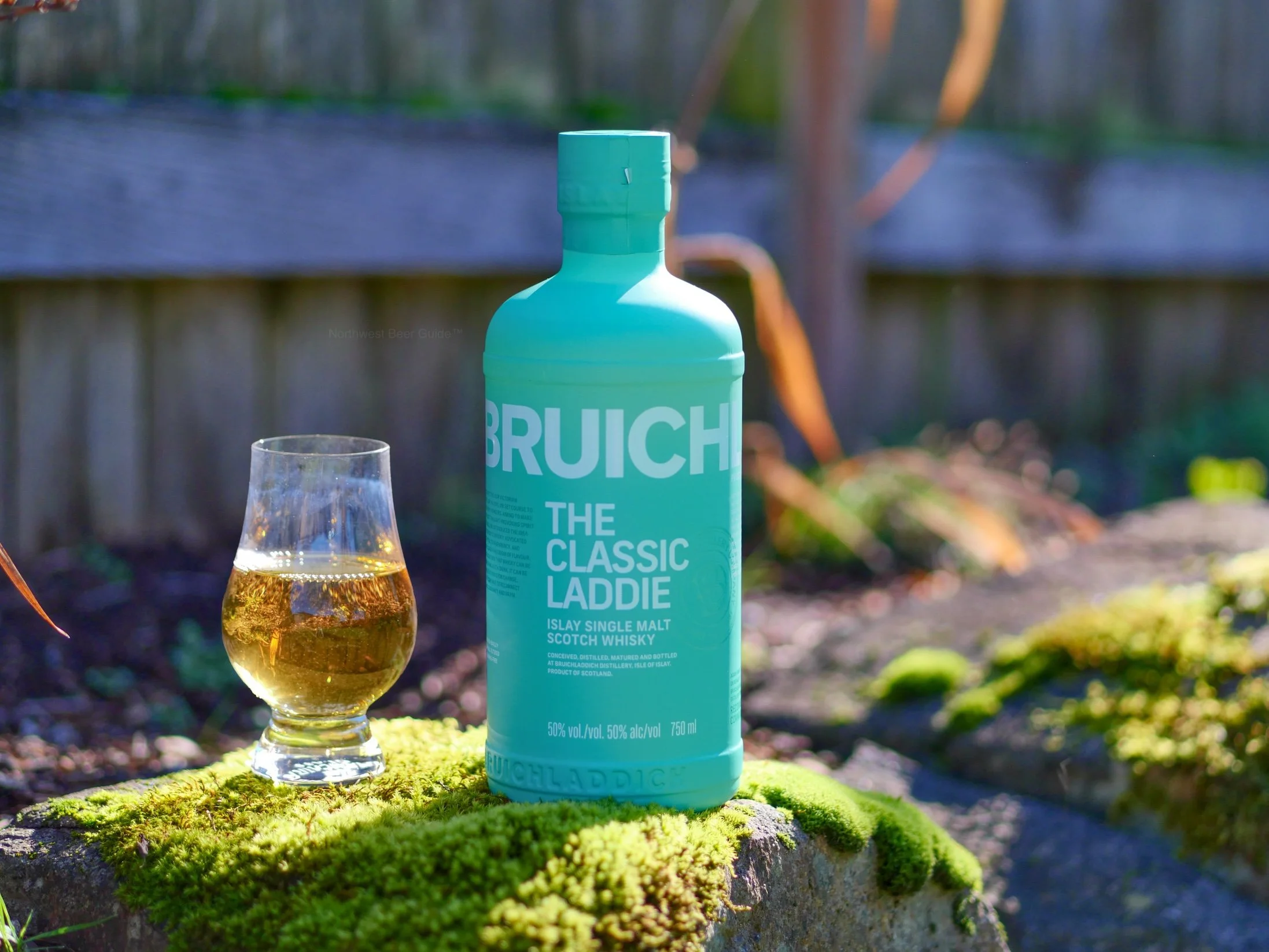 Bruich_TheClassic_BottleGlass.