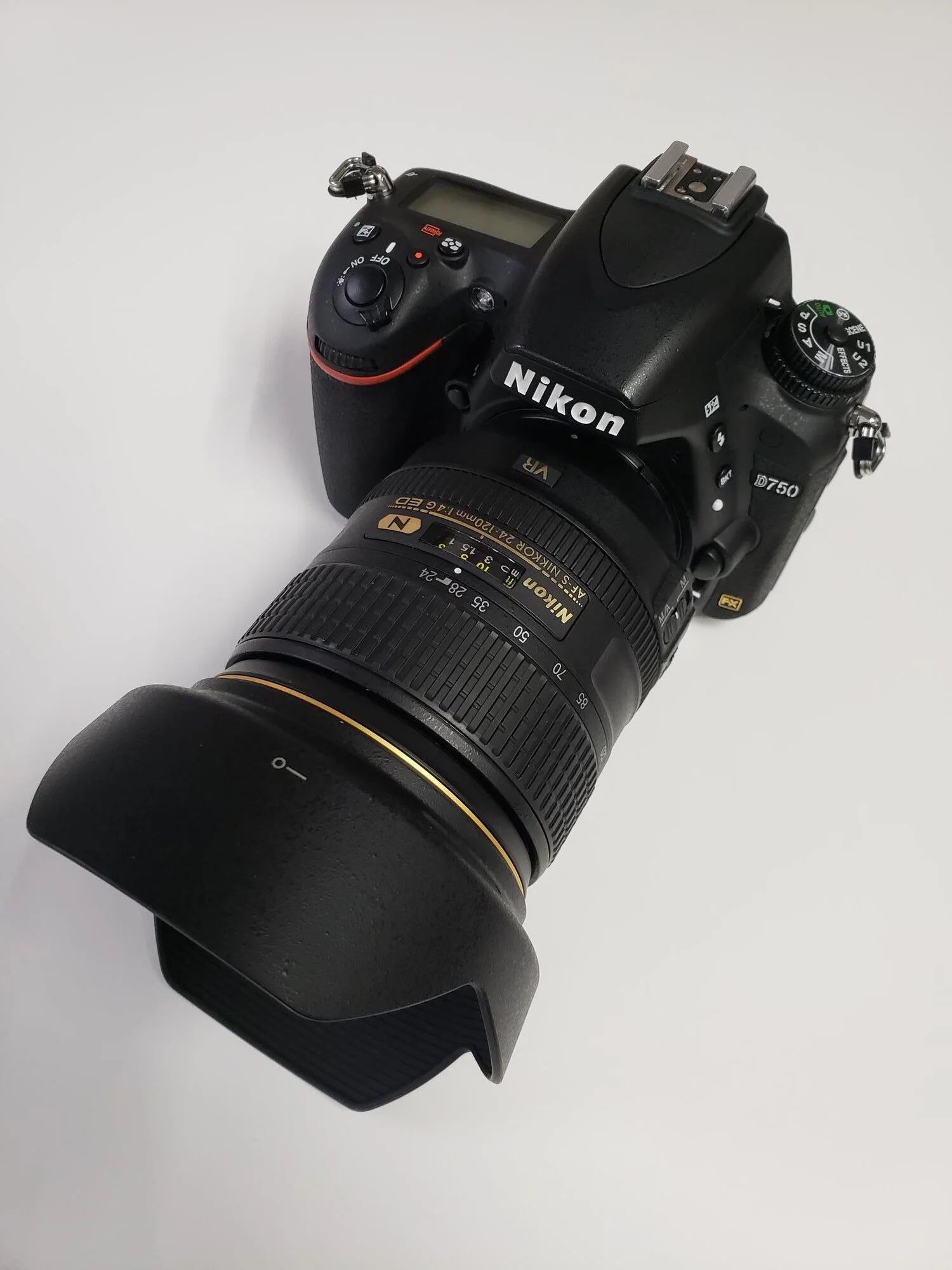 Nikon D750 with 24-120 f/4 $1499