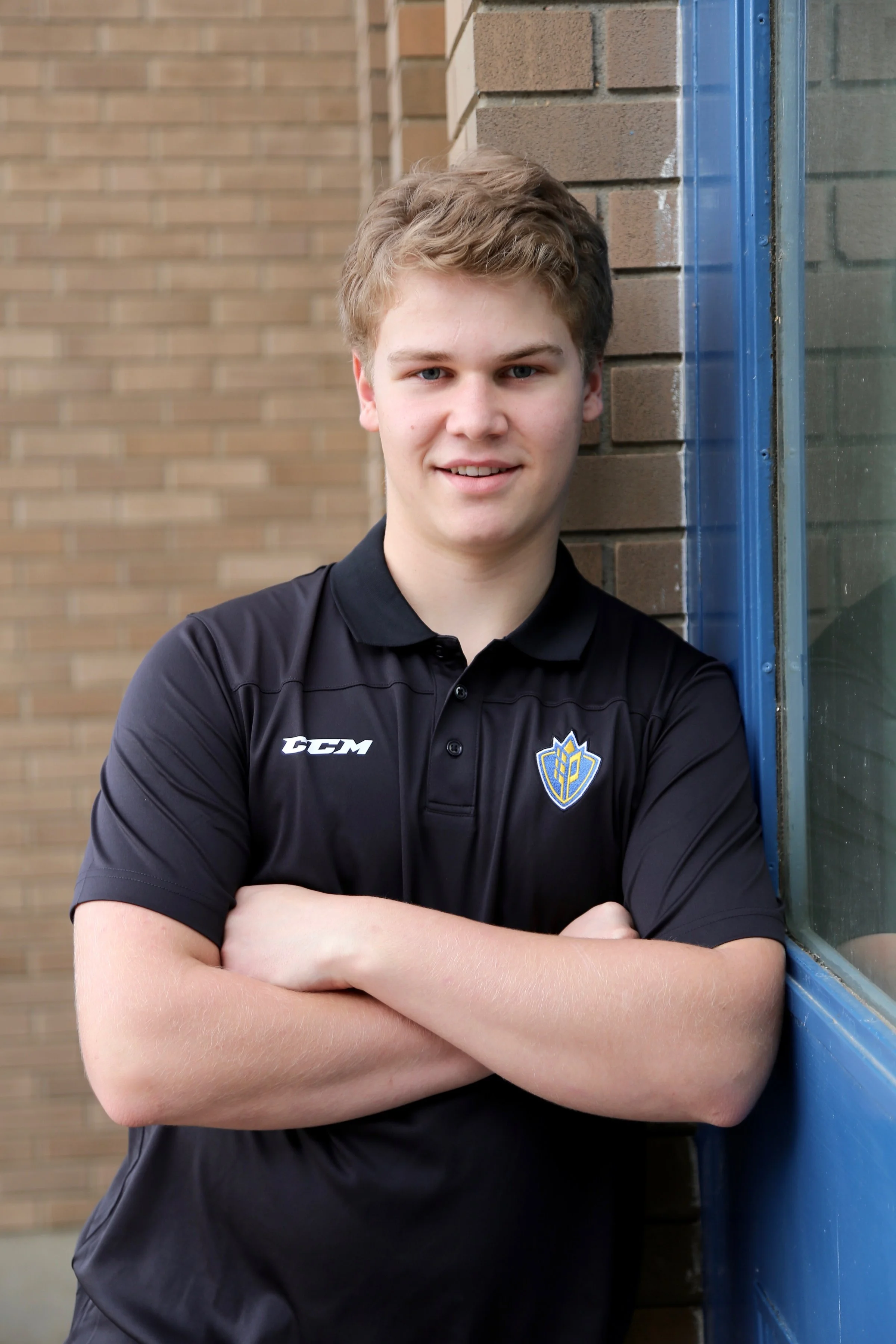 Ryley Gross Ryley is a 15 year old, 1st year midget, who is really coming into his own this year at PHA. He is a reliable teammate, whether it’s practice or a game, who continues to exceed expectations. Ryley is a respectable young man with a ‘team’ first approach. When he is not competing on the ice or battling his next mathematical formula in the classroom, he finds time for volleyball and Family. His dedication is witnessed by his pregame rituals and preparation. He’s often found working on his hand/eye coordination, or getting his mind and body focused, and his heart beat ‘pumping’! Hometown : Hazenmore, SK Former Team : Wood River Rustlers Favourite Meal : Chicken Alfredo Legacy : A reliable, responsible, and respectable partner/teammate
