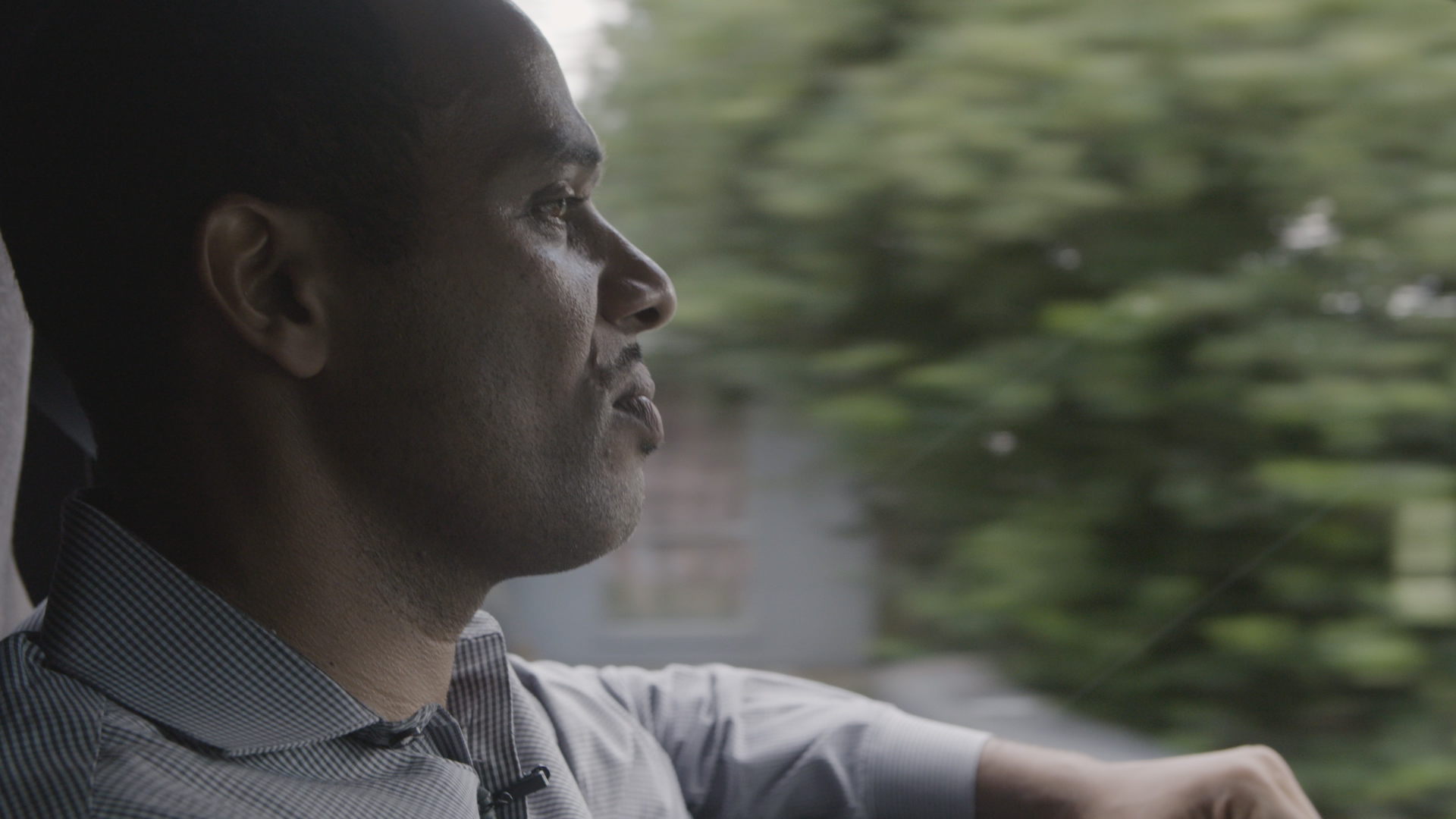 'Nobody hired me': La. man delivers water to flood-damaged community