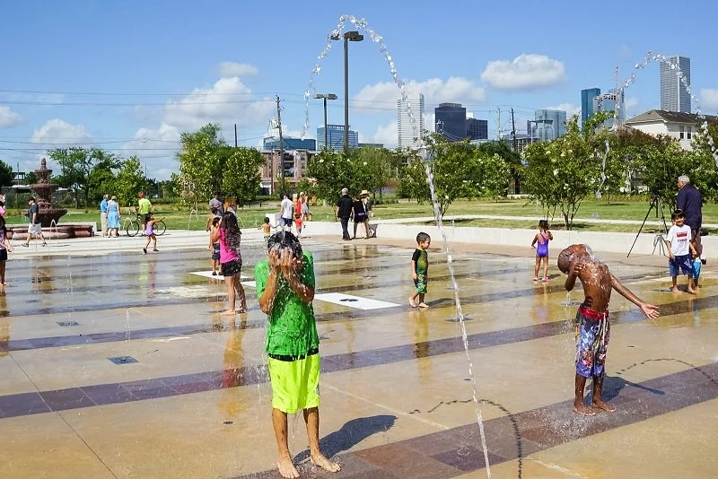 LOCATED AT: 2311 Runnels St A hISTORIC PARK WITH family-friendly amenities, green spaces and a splash pad, alongside the historic elements so important to the East End community.