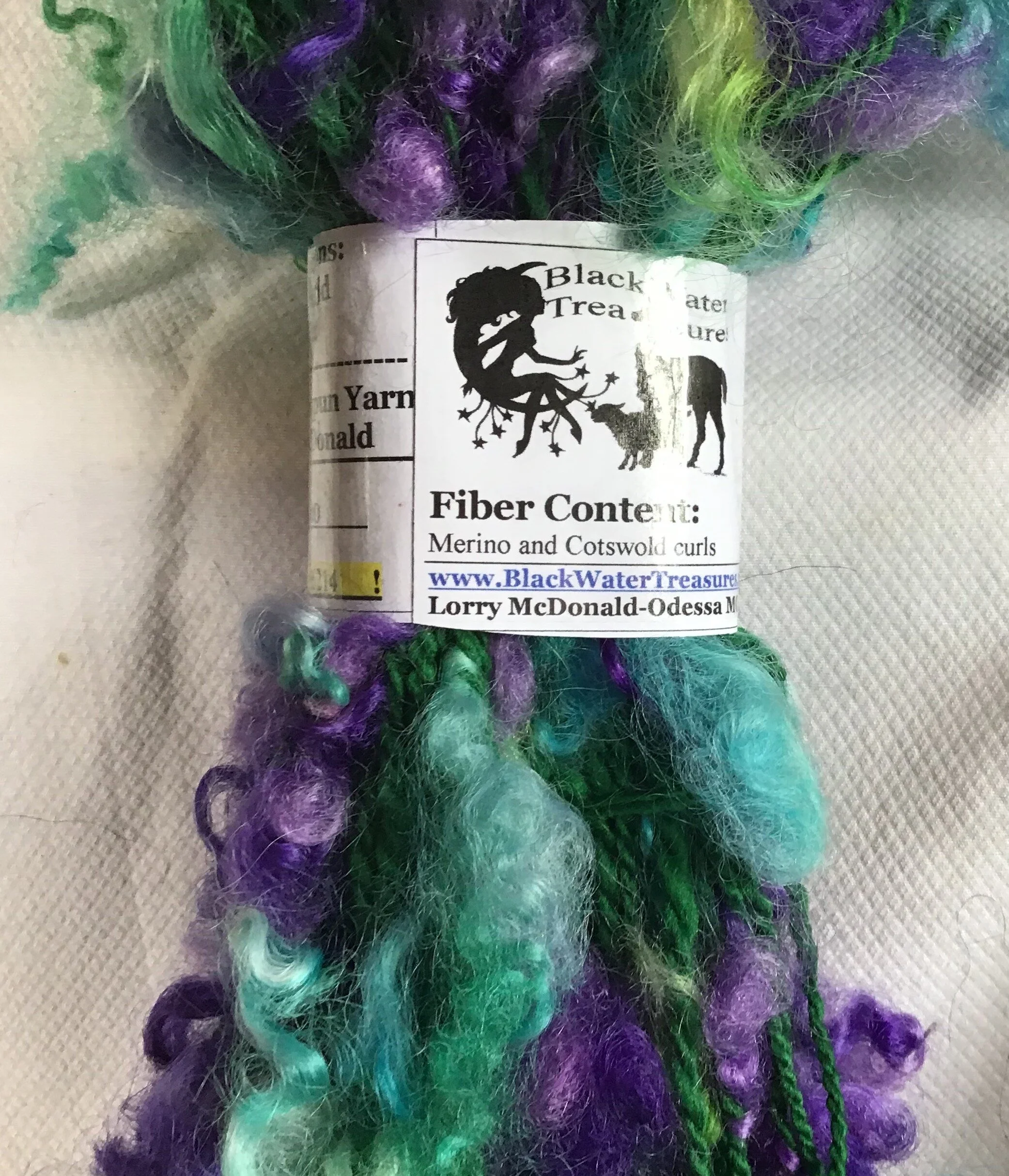 2020 - Yarn - Novelty - Mermaid Dream 1.JPG