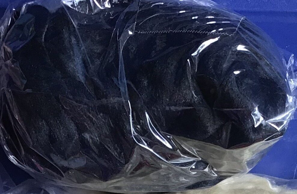 2020 - Roving Silk tussah - 1 Black.JPG