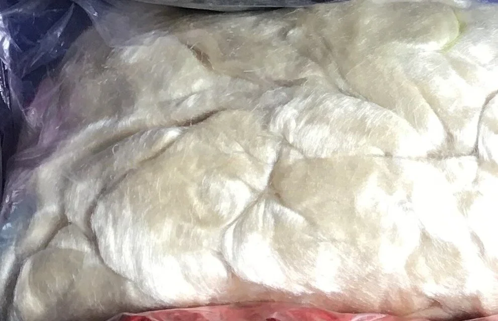 2020 - Roving Silk tussah - 2 White.JPG