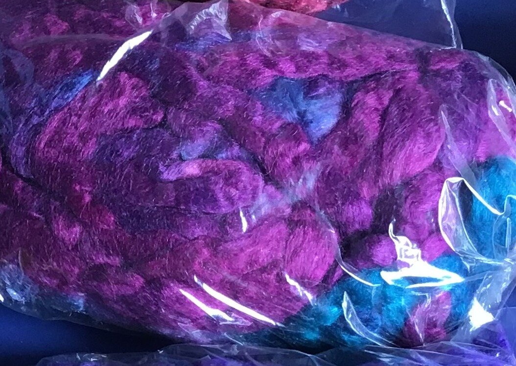 2020 - Roving Silk Tussah - 5 purple blue.JPG