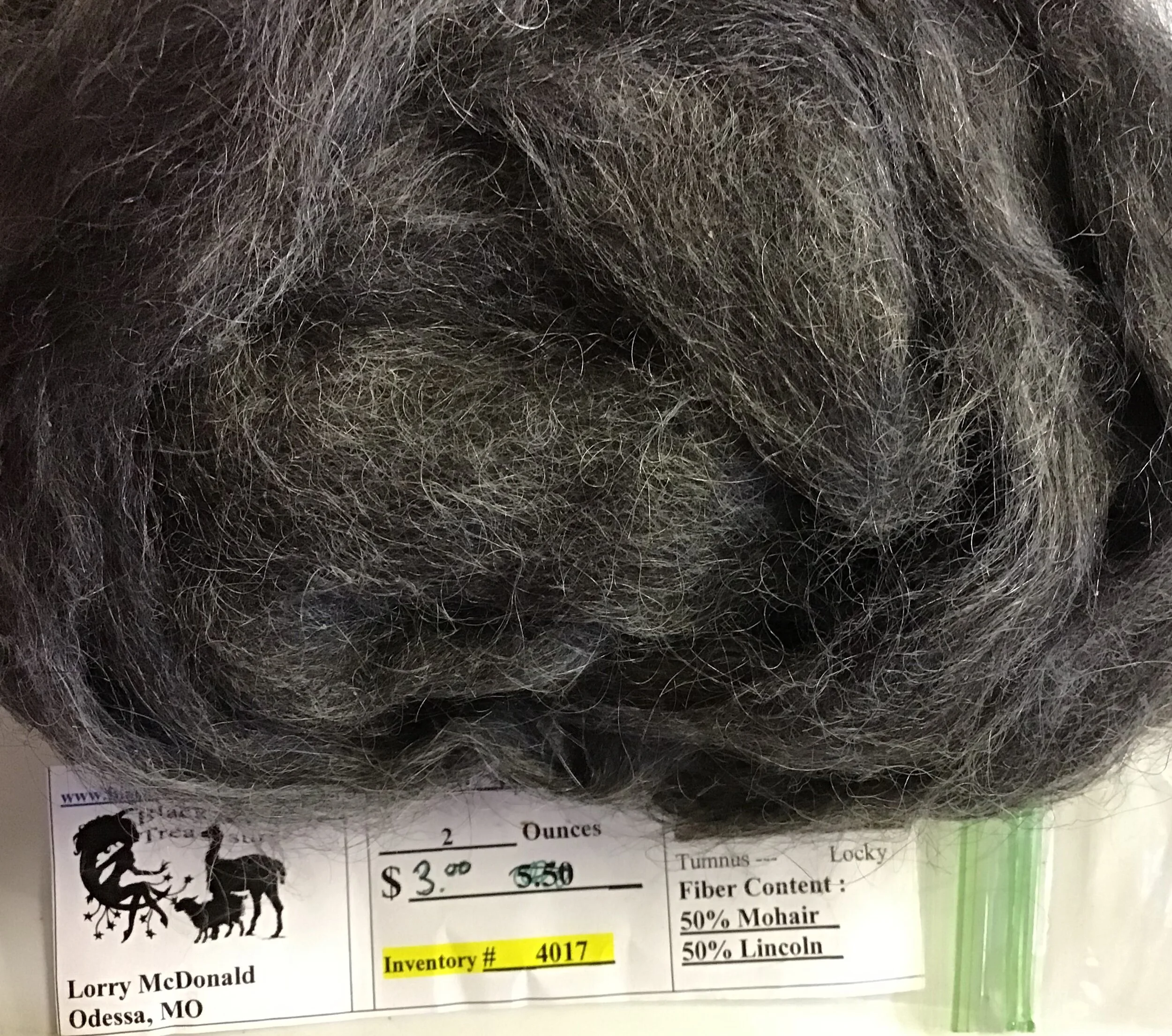 2020 - Roving Mohair Lincoln 1 grey.JPG