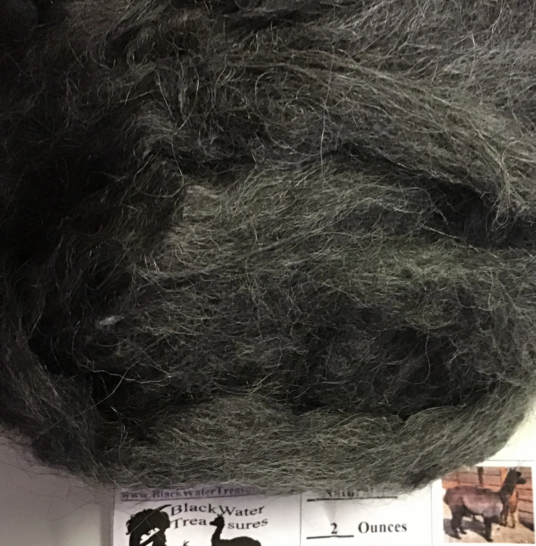 2020 - Roving Alpaca Merino Natural 2.JPG
