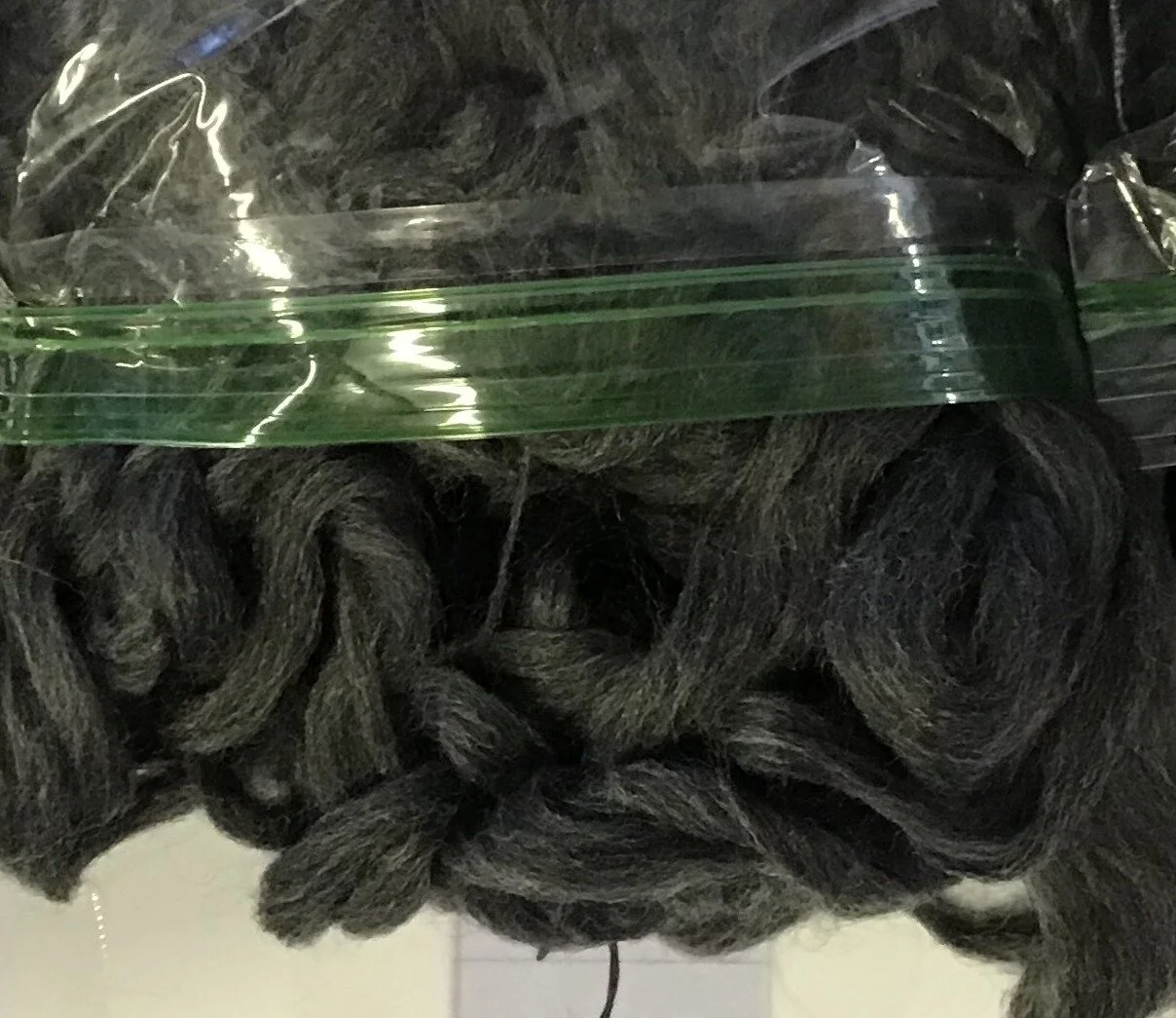 2020 - Roving Merino 10 Medium Gray 2.JPG