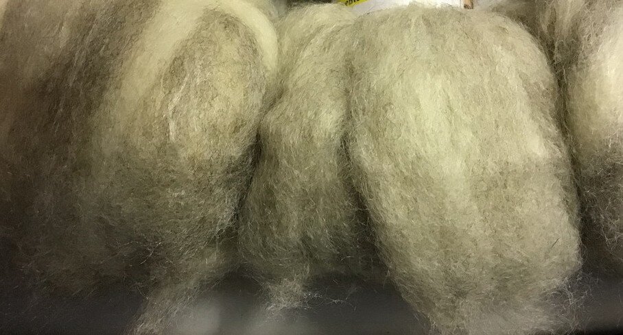 Romney Silk - white and grey side by side