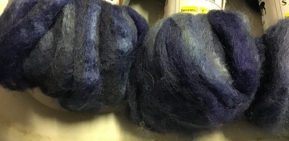 2020 - Roving BFL-Silk - Blue Berry 1.JPG