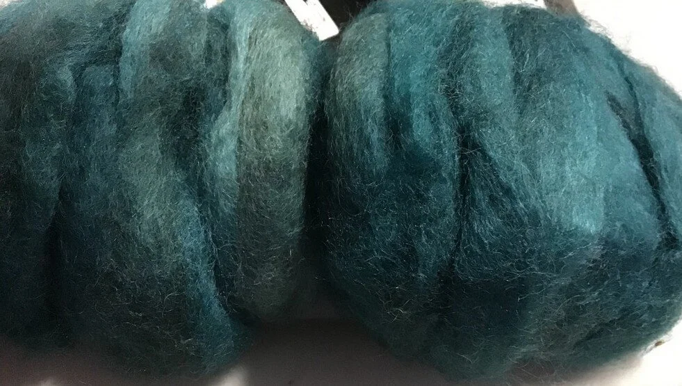 2020 - Roving BFL-Silk - Blue Spruce 1.JPG