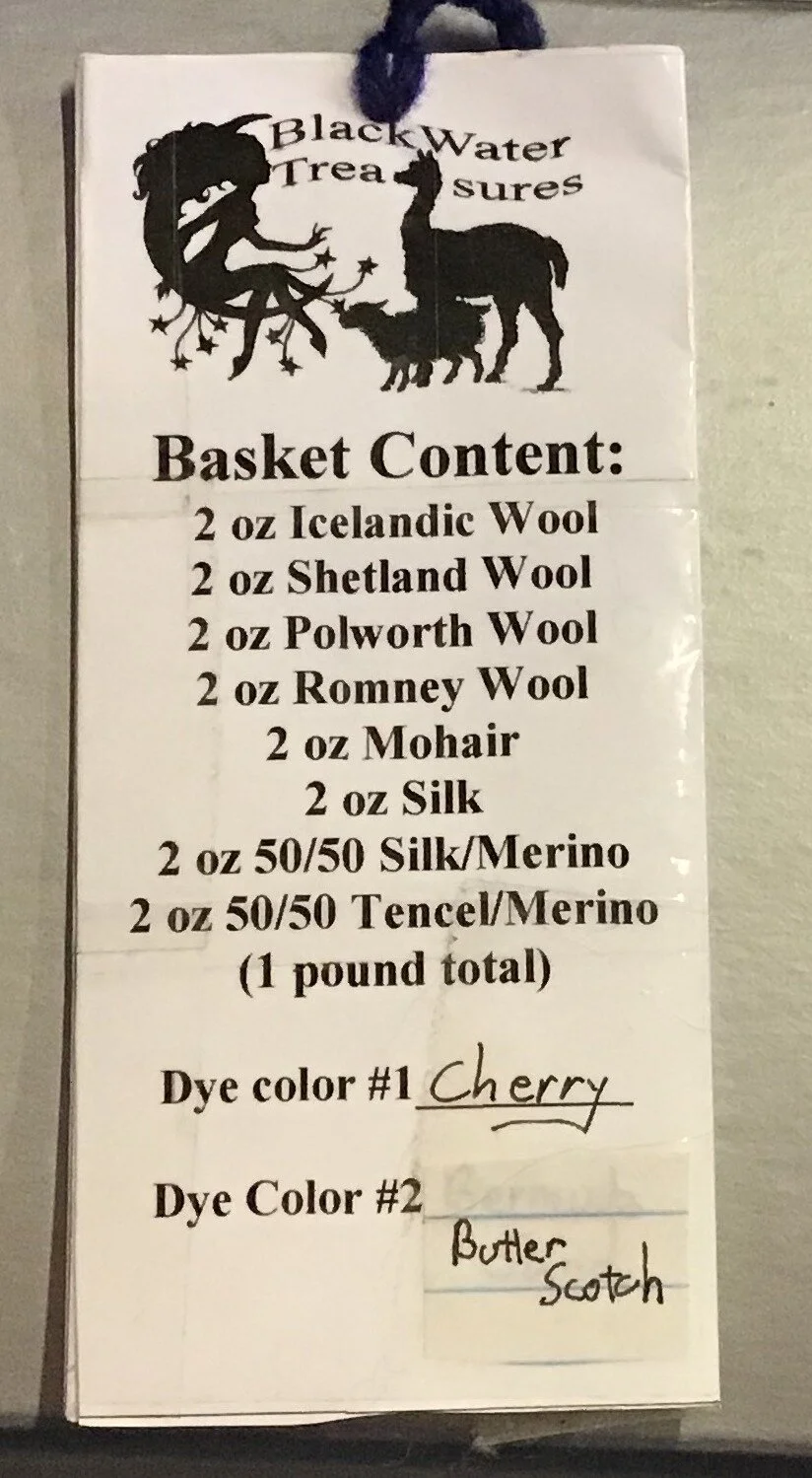 2020 - Gift Set - Roving and Dye Box 2.JPG