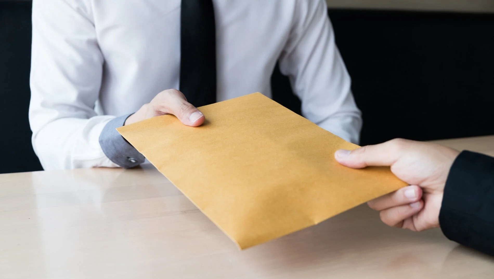 What Documents Does a Process Server Serve? (Complete Guide)