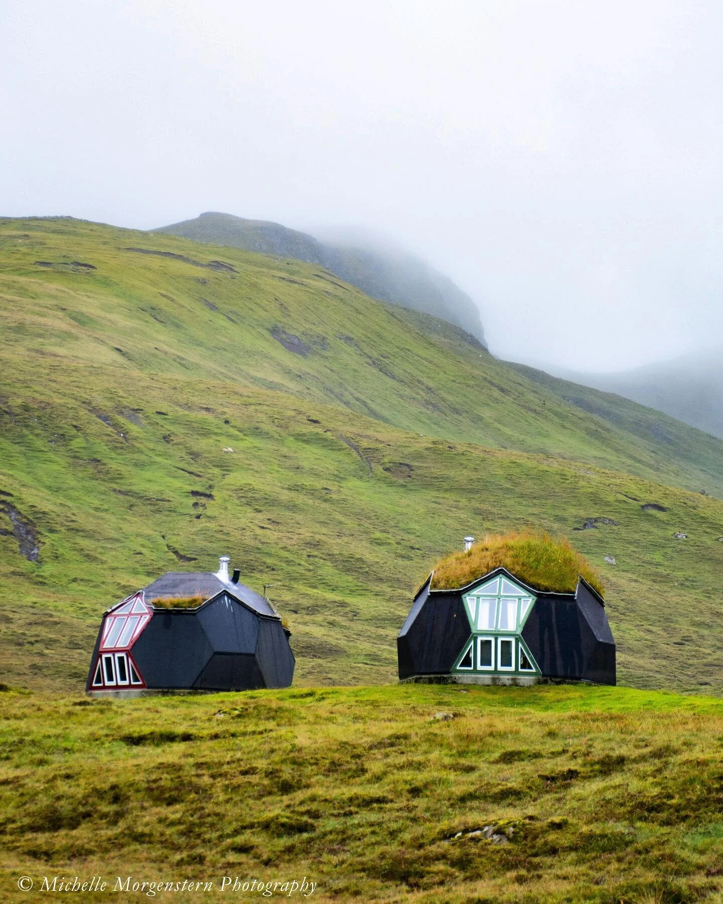 Raise your hand 🙋&zwj;♀️ if you would want to spend your Valentines Day weekend in these awesome little houses with your special someone! &hearts;️&hearts;️&hearts;️

&bull;
&bull;
&bull;
&bull;
&bull;
&bull;
&bull;
&bull;
&bull;
&bull;
#michellemor