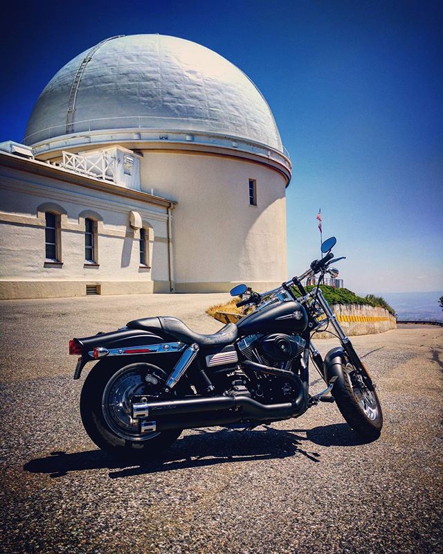 Telescopes are conduits to the Cosmos, as are motorcycles to remind us to live on the edge.
.
.
#SLYRAWD #harleyDavidson #fatbob #fatbobs #harleyFatbob #blackHarley #motorcycle #motorcyclediaries #harleylovers #harley #harleys #harleyRider #ride #har