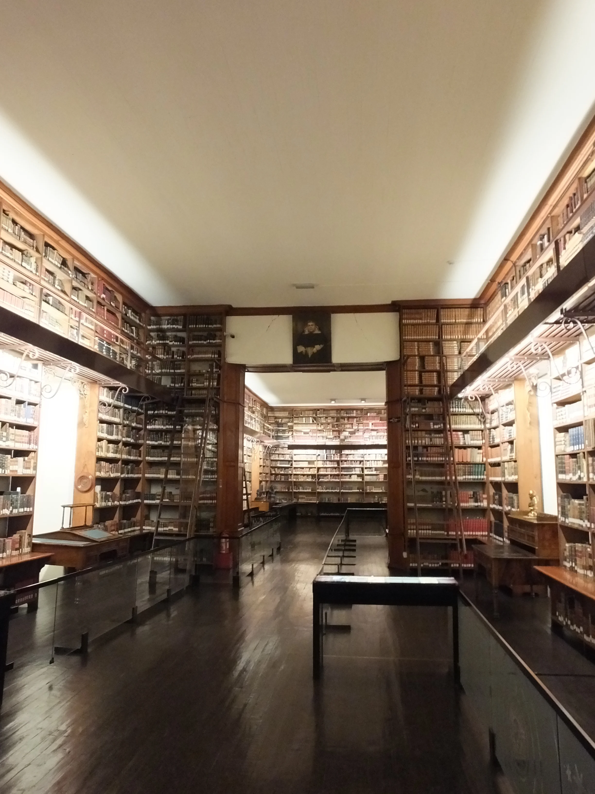 Recoleta Dominica Library. Photo courtesy Francisca Esponoza