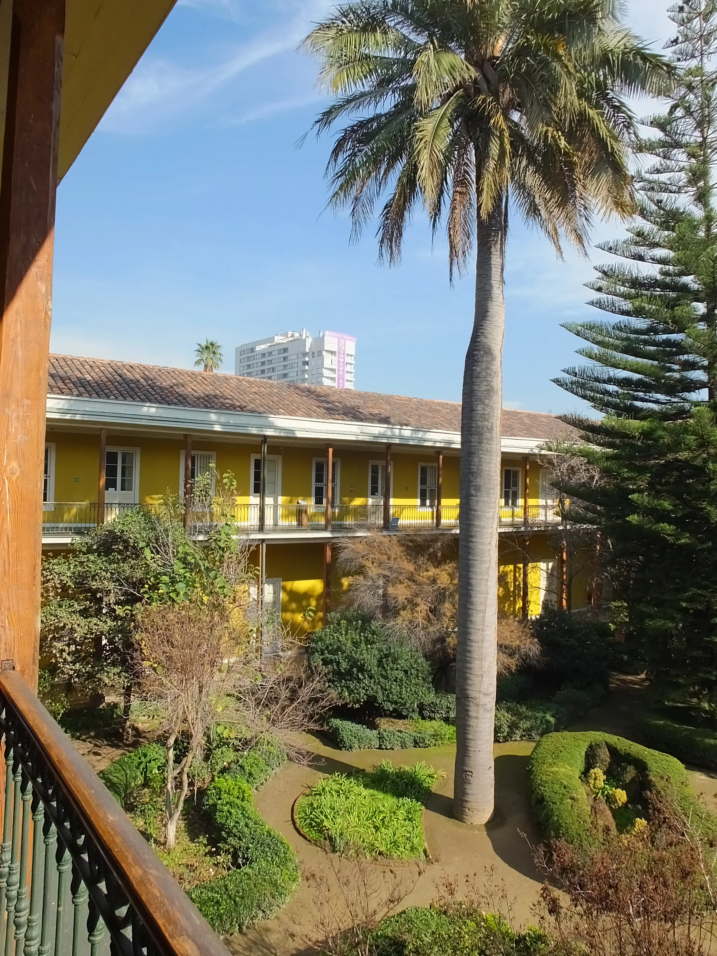 Recoleta Dominica Library exterior. Photo courtesy Francisca Espinoza