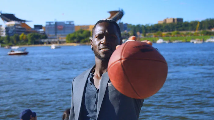 GQ</br><em>Antonio Brown</em>|branded