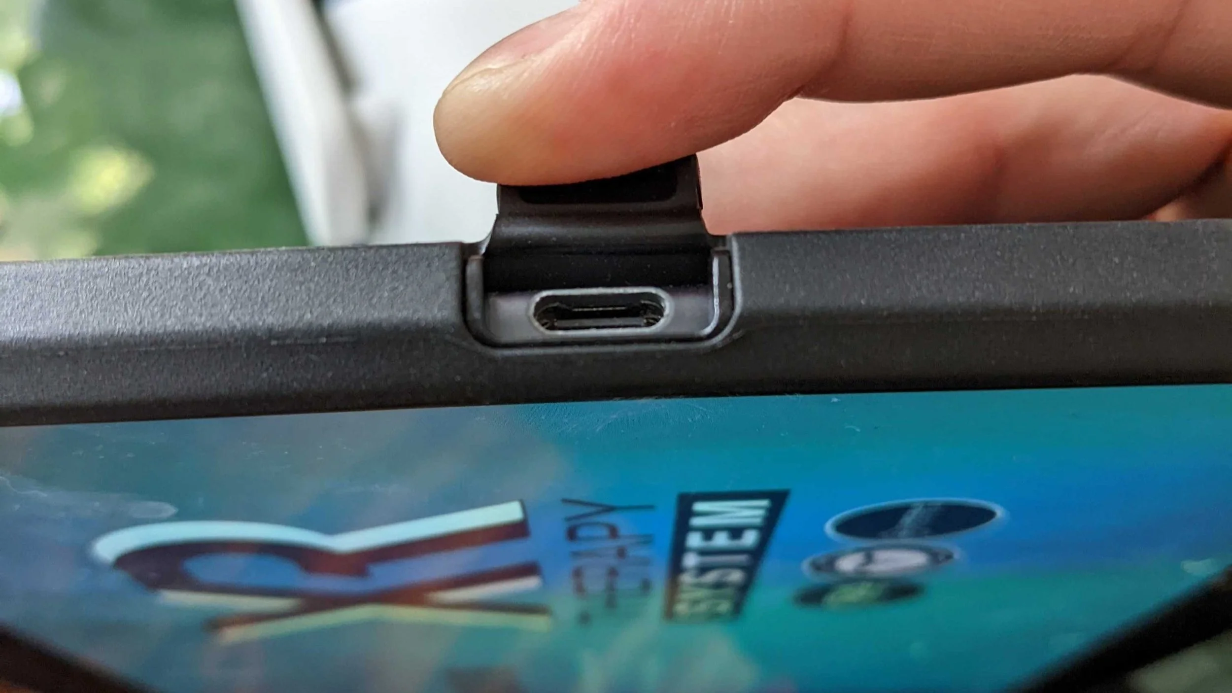 Tablet bottom surface
