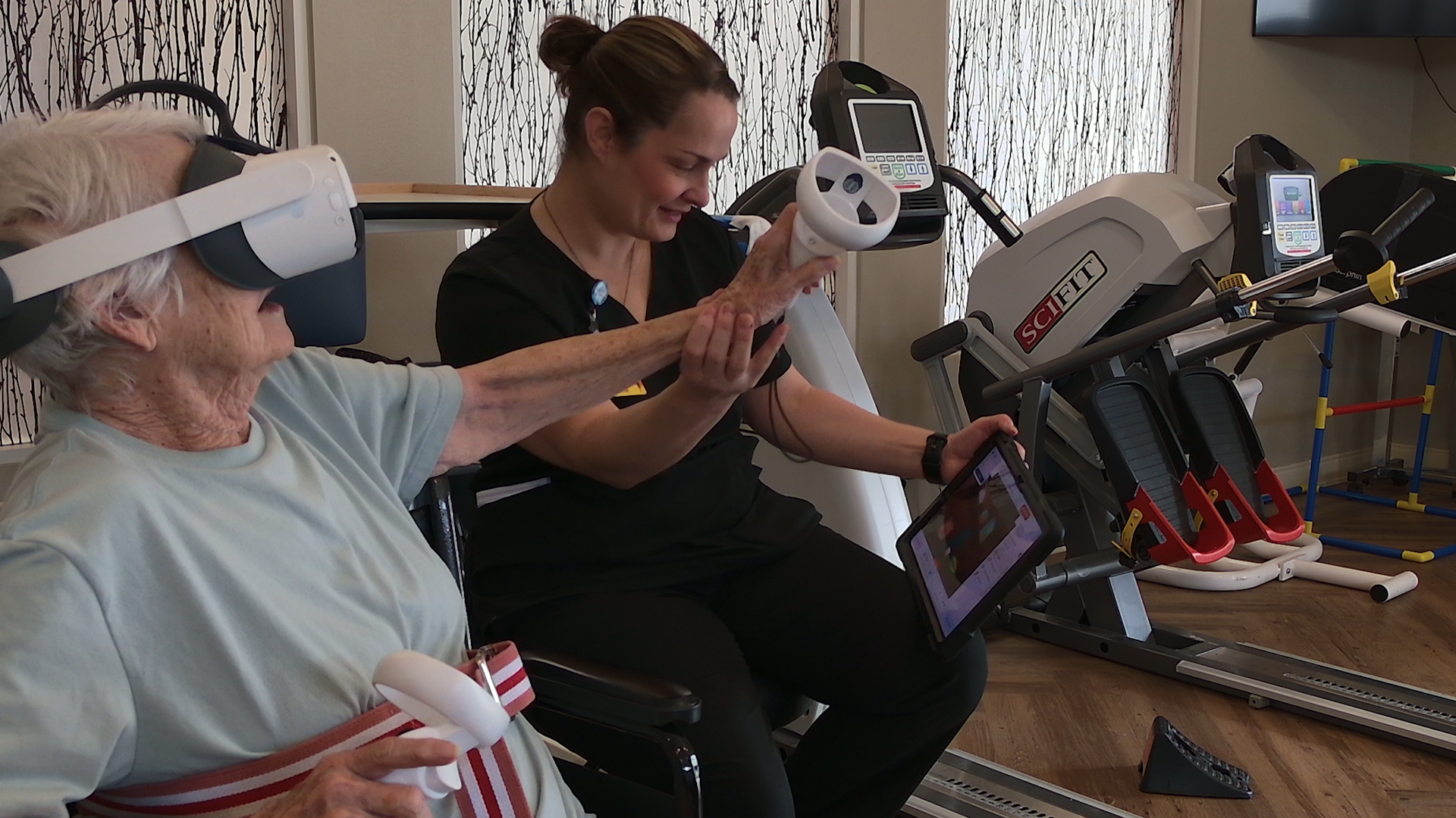 Patients using virtual reality