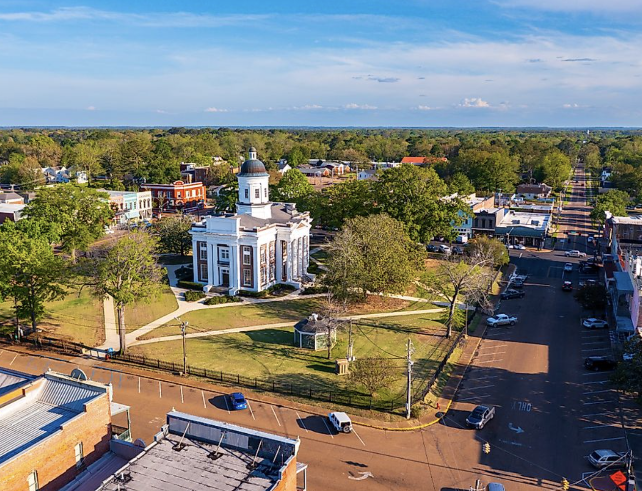 10 Prettiest Small Towns In The Southern United States