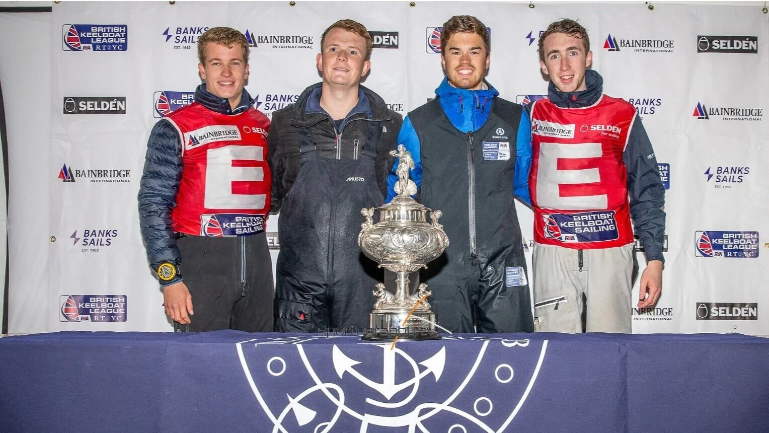 british-keelboat-league-final-BKL-cowes-sailing-j70-edinburgh-university-team-photo