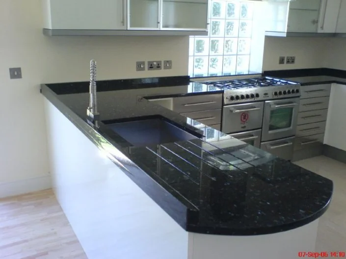 Emerald-Pearl-Granite4-705x528.jpg