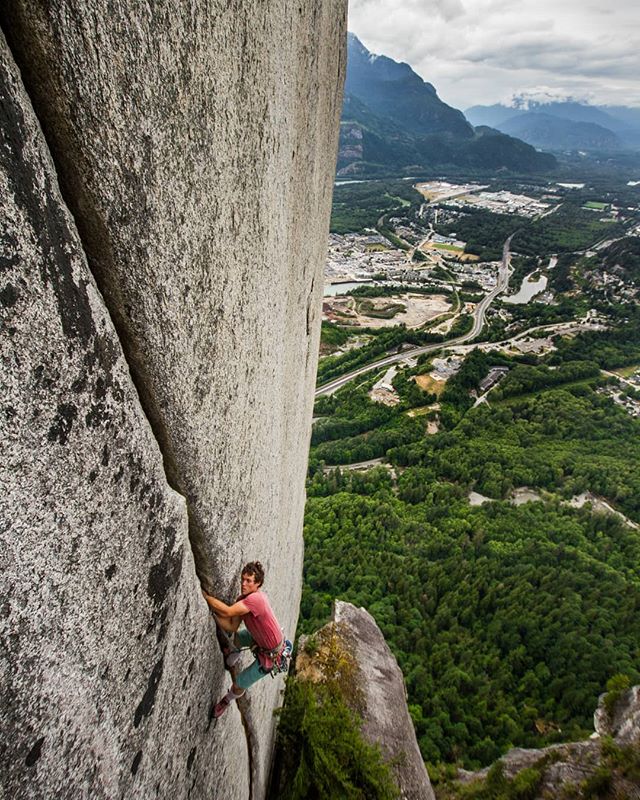 Help vote for this photo to featured on @natgeoyourshot !  Link in bio. It was selected for Thursday's daily dozen, check it out!  Photo is from last year's @arcteryx Squamish Exposed Photo Competition. Ethan Banach on Highplains Drifter.
.
.
.
.
.
#