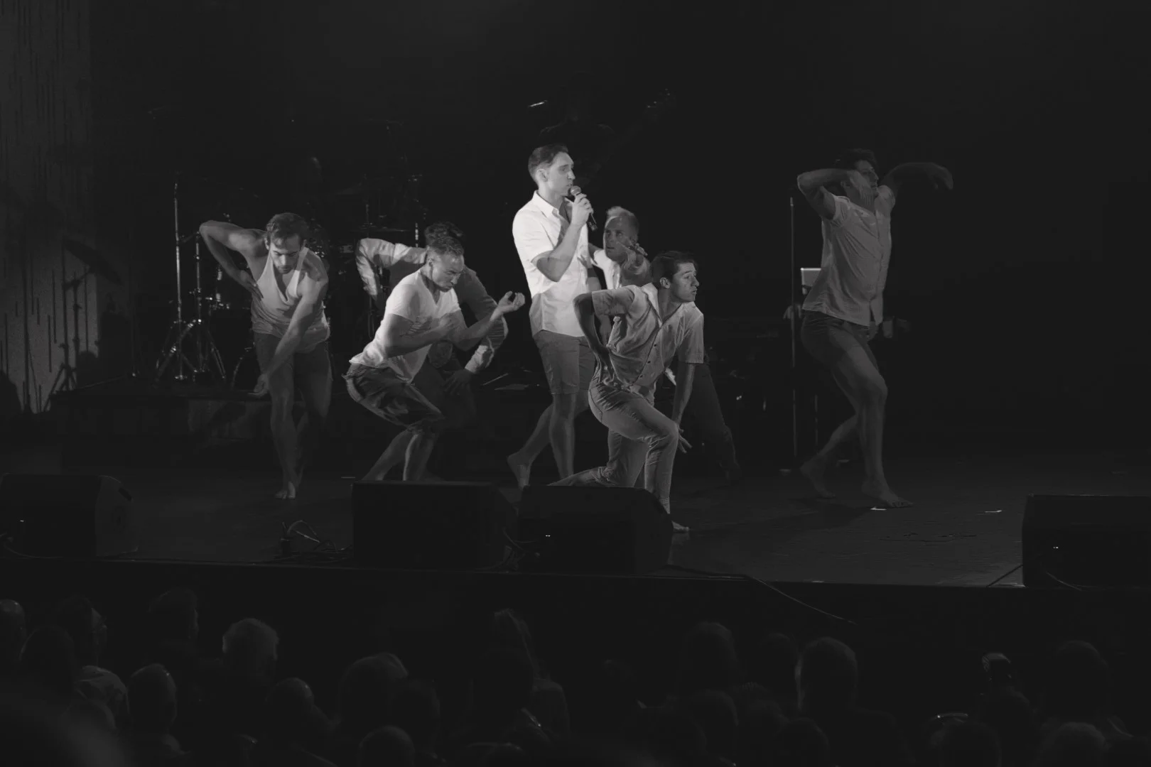 F67B6918bw (Large).jpg