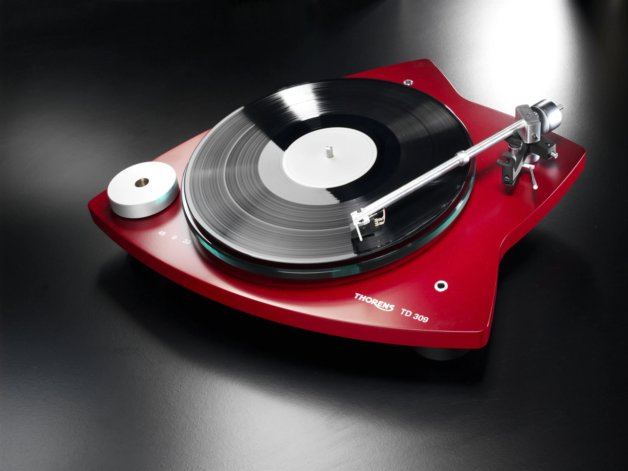 Thorens-TD0240-RedMat-08.jpg