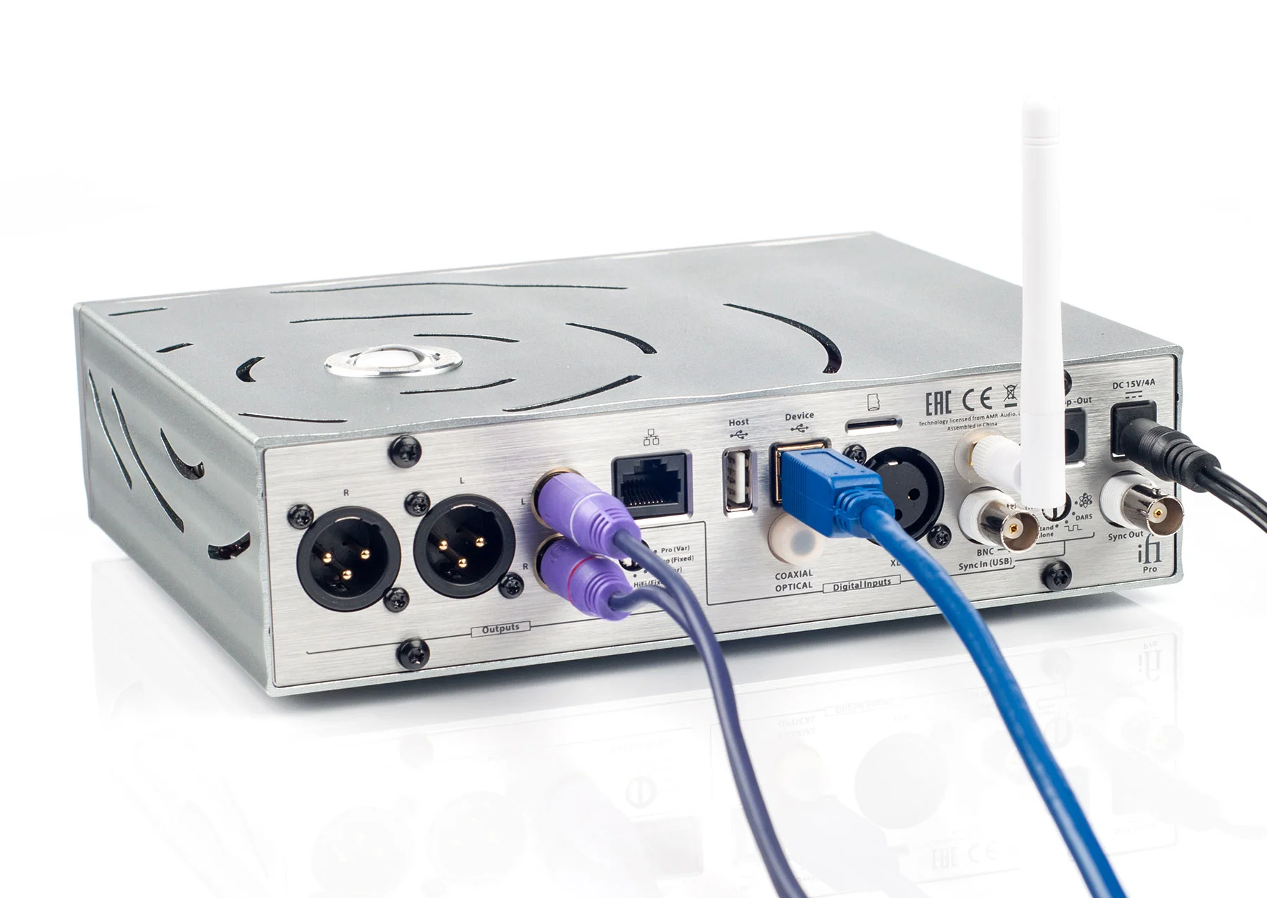 Pro-iDSD-back-cables.jpg