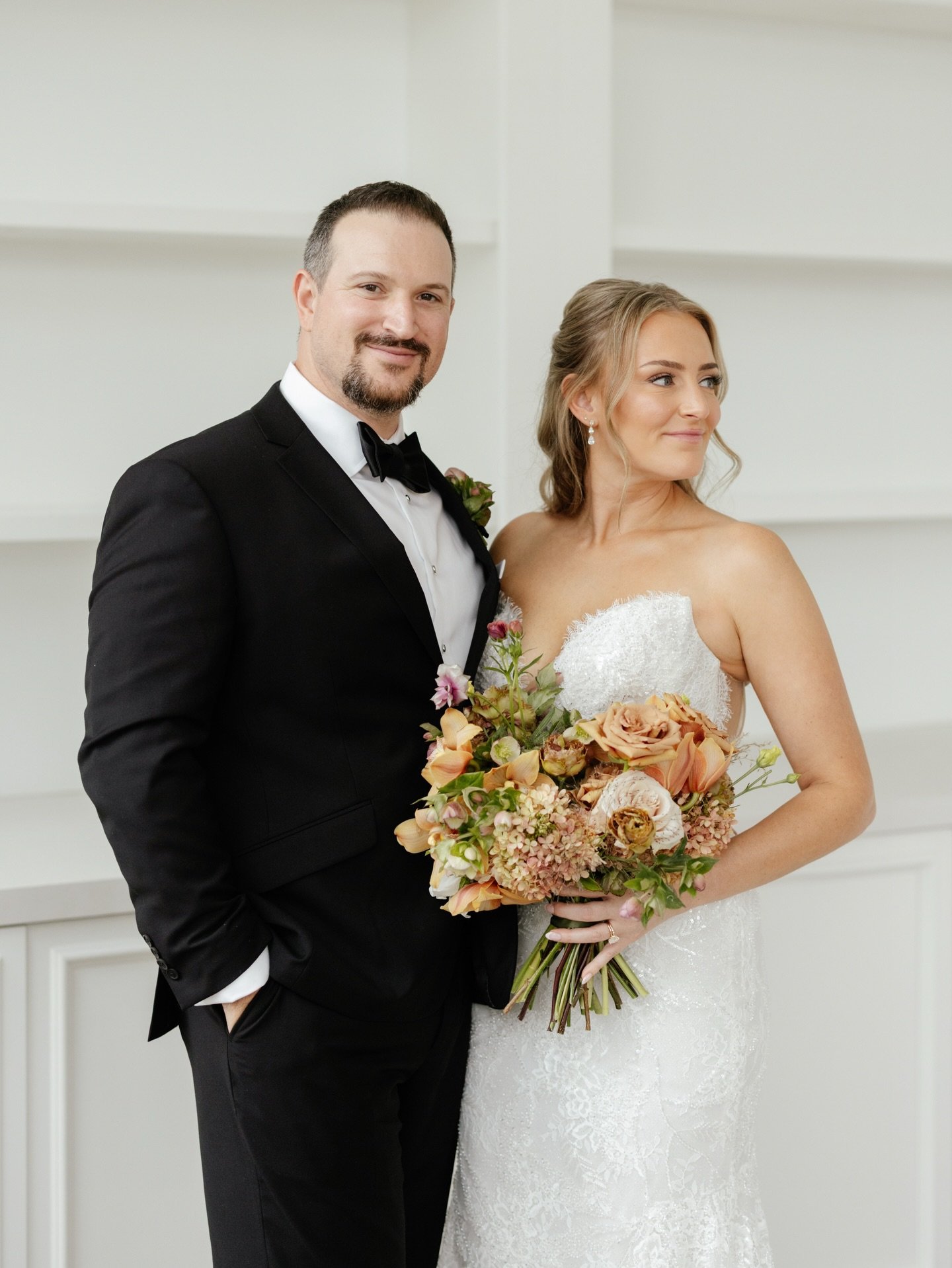 Occasionally during engagements shoots I get a That&rsquo;s So Raven vision of their future wedding dance floor and I just know it&rsquo;s going to be good. My vision was both clear and correct for Grace and Matt 

Venue | @thewhimevents 
Coordinatio