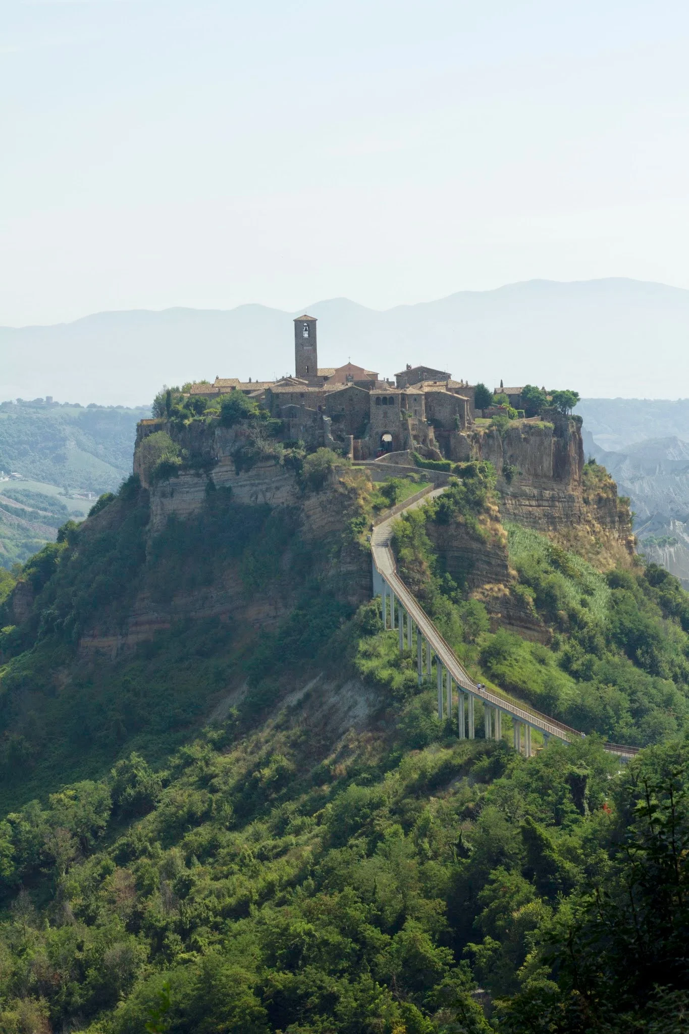 CIVITA-DE-BAGNAREGIO.jpg